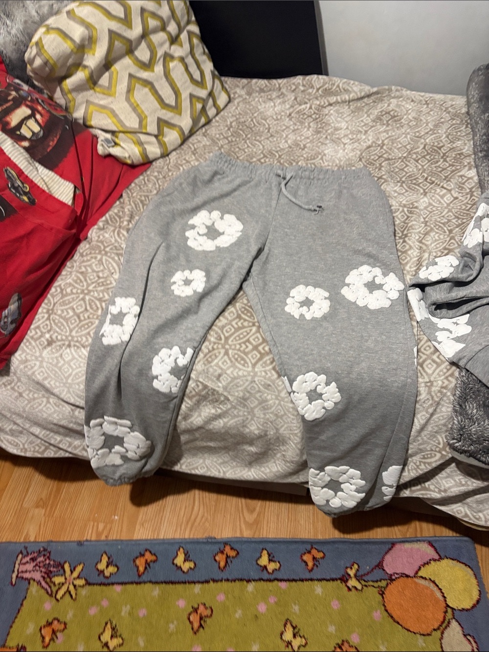L denim tears (fake)